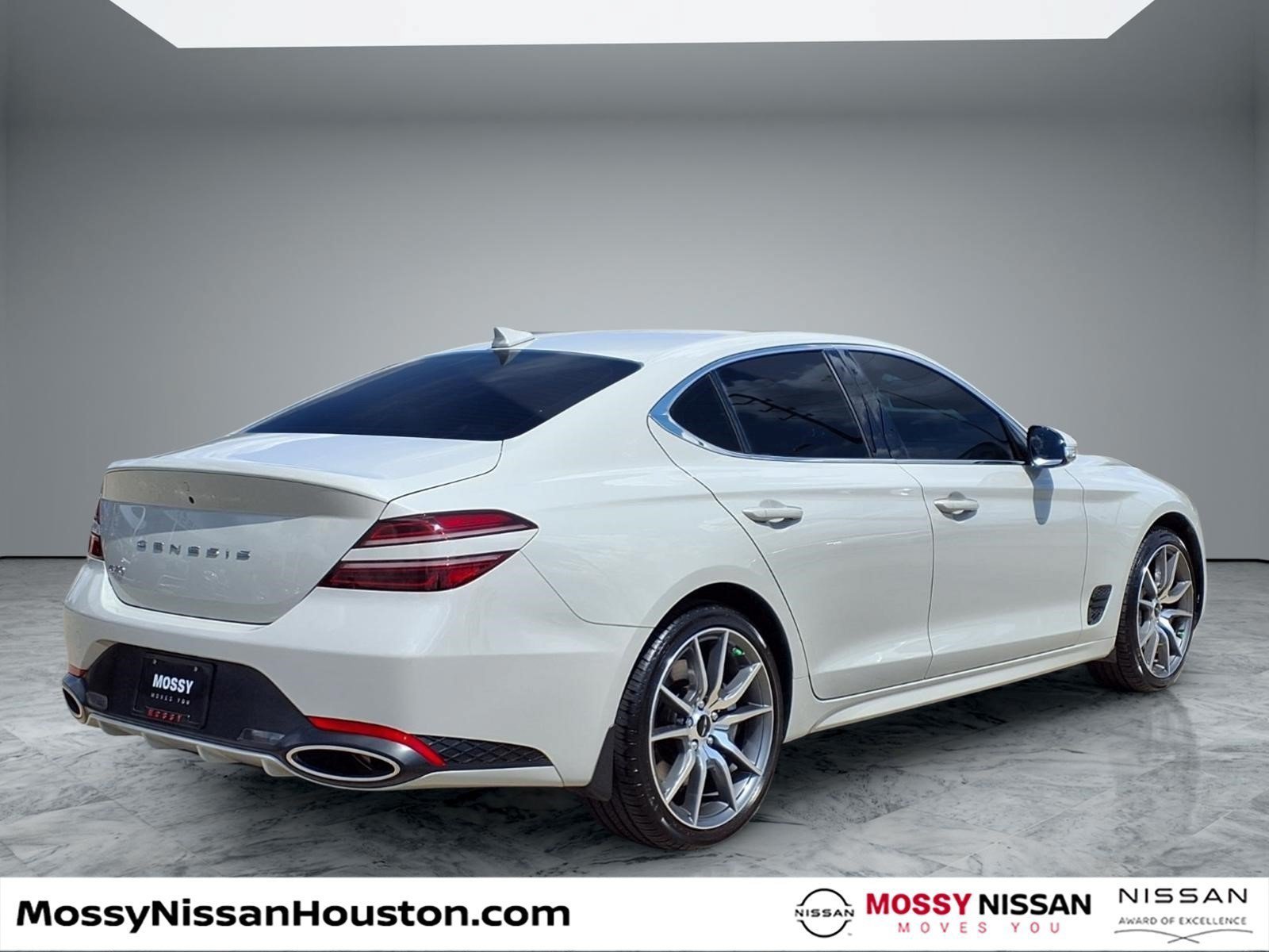 Used 2026 Genesis G70 2.5T RWD image 7