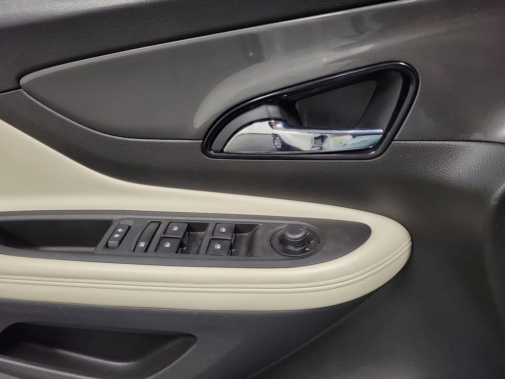 Used 2017 Buick Encore Premium w/ Experience Buick Package image 20