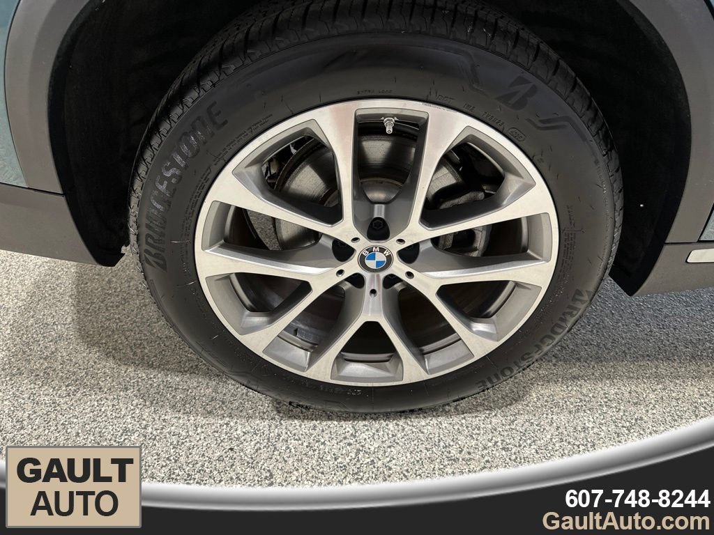 Used 2024 BMW X5 xDrive40i w/ Premium Package AWD/4WD image 21