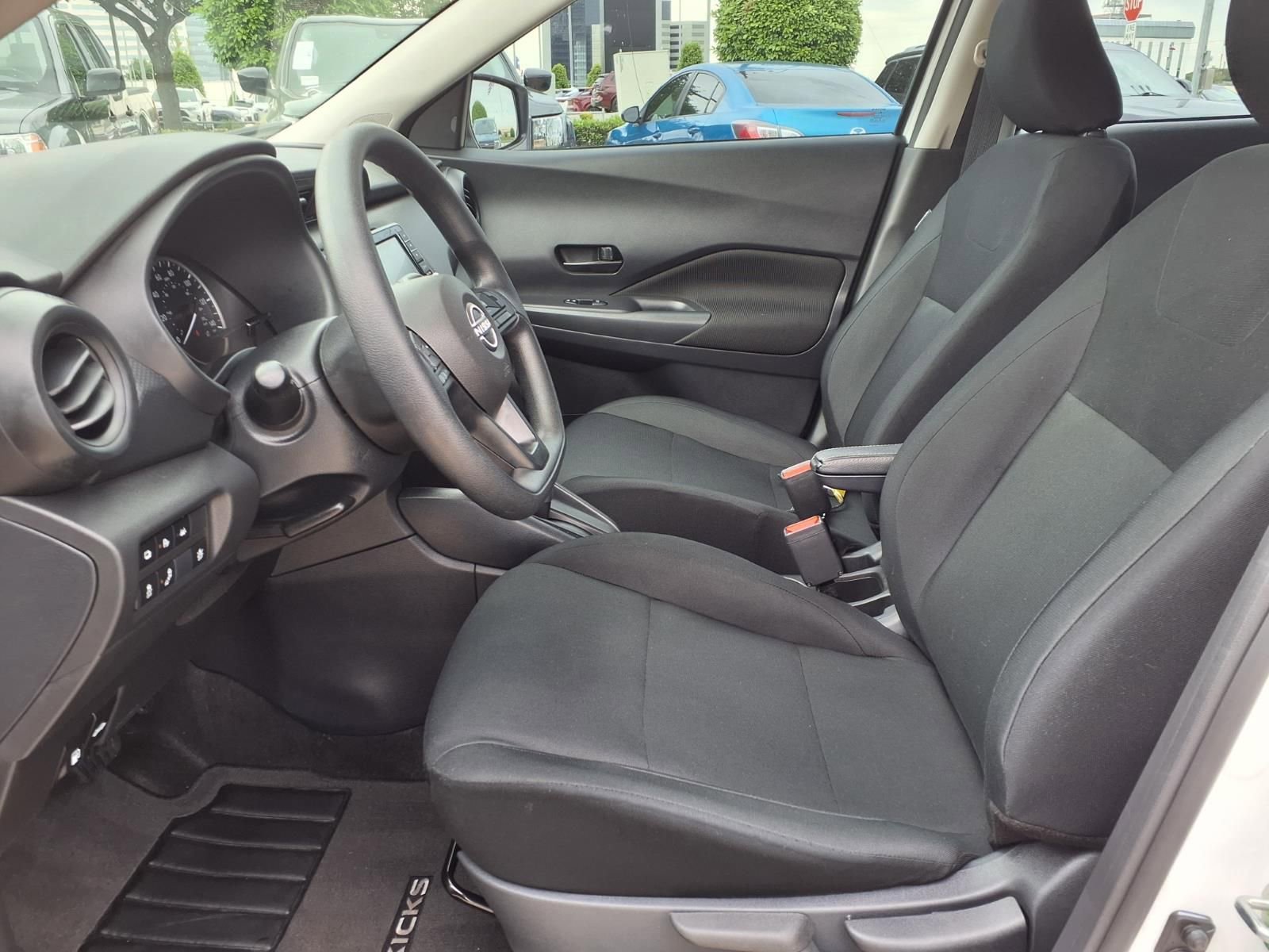Used 2024 Nissan Kicks S image 10