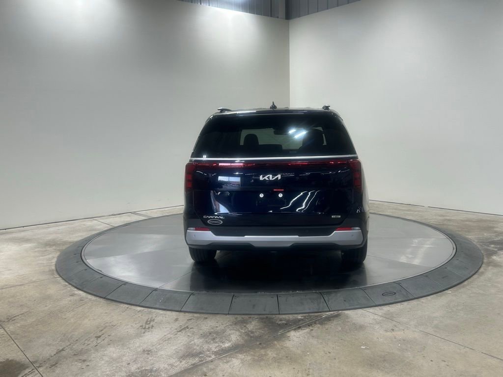 New 2026 Kia Carnival EX image 6