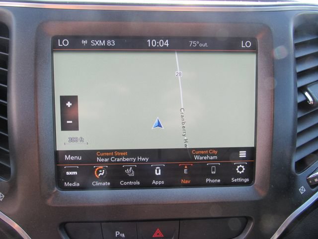 Used 2019 Jeep Cherokee Trailhawk AWD/4WD image 15