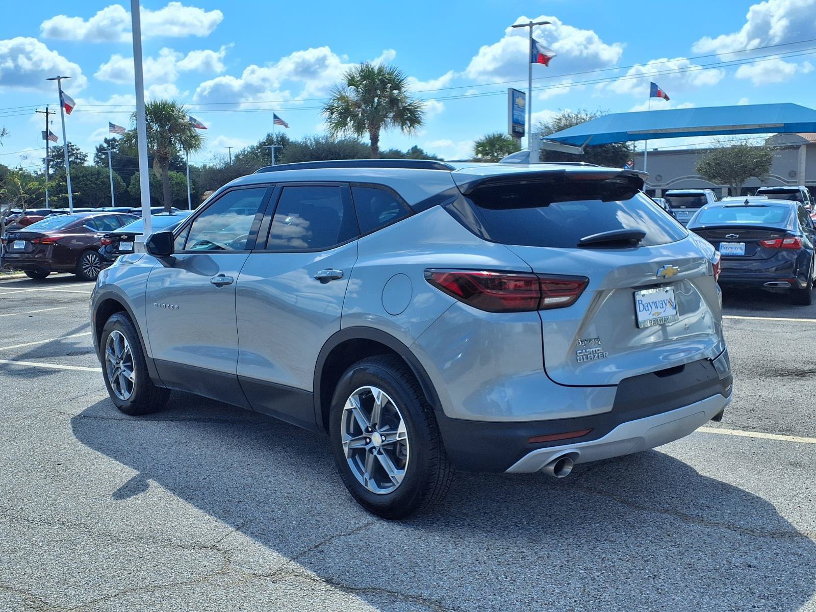 Used 2023 Chevrolet Blazer LT w/ Convenience Package FWD image 23