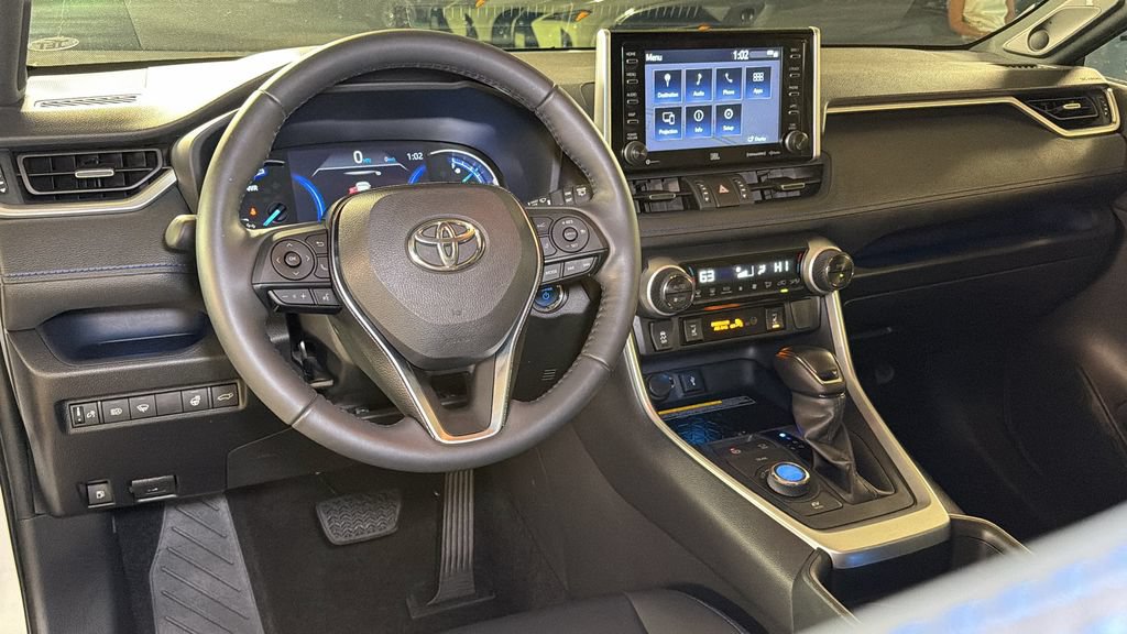 Used 2020 Toyota RAV4 XSE AWD/4WD image 17