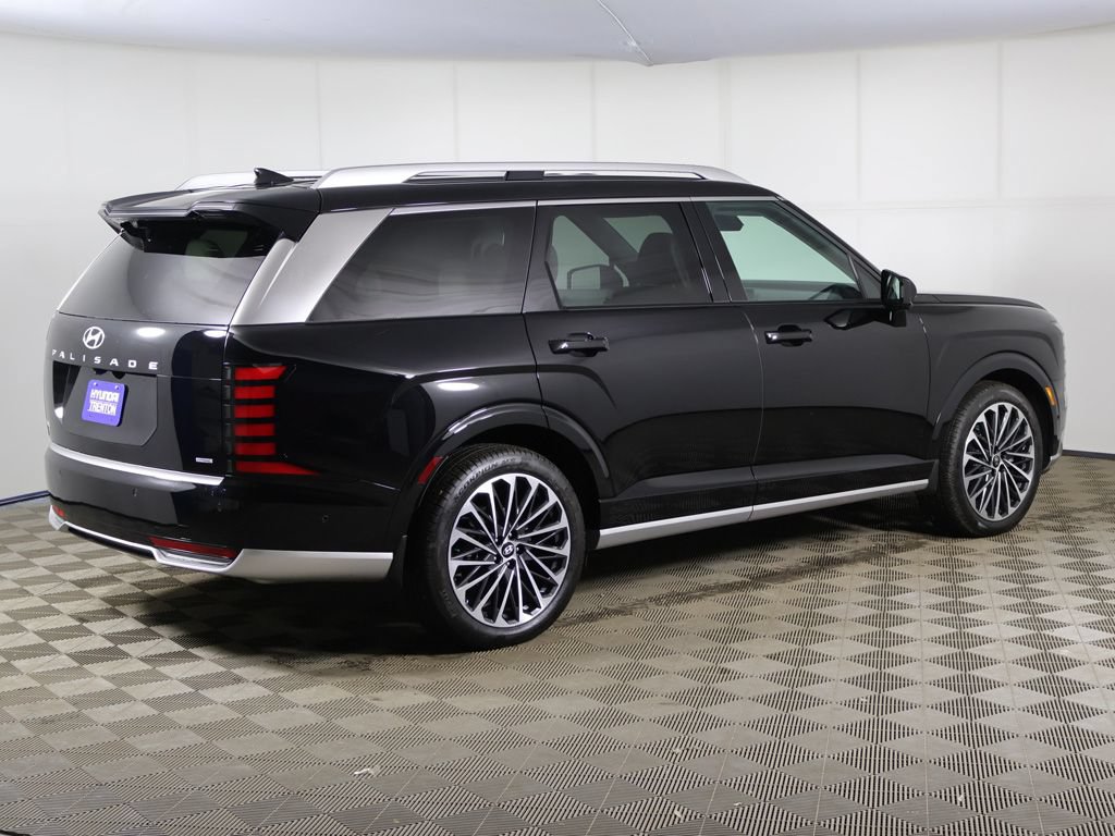 Certified 2026 Hyundai Palisade Calligraphy AWD/4WD image 16