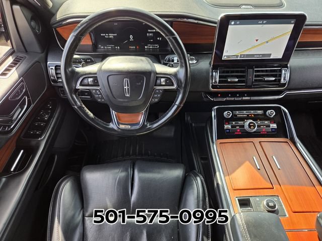 Used 2019 Lincoln Navigator Premiere AWD/4WD image 13
