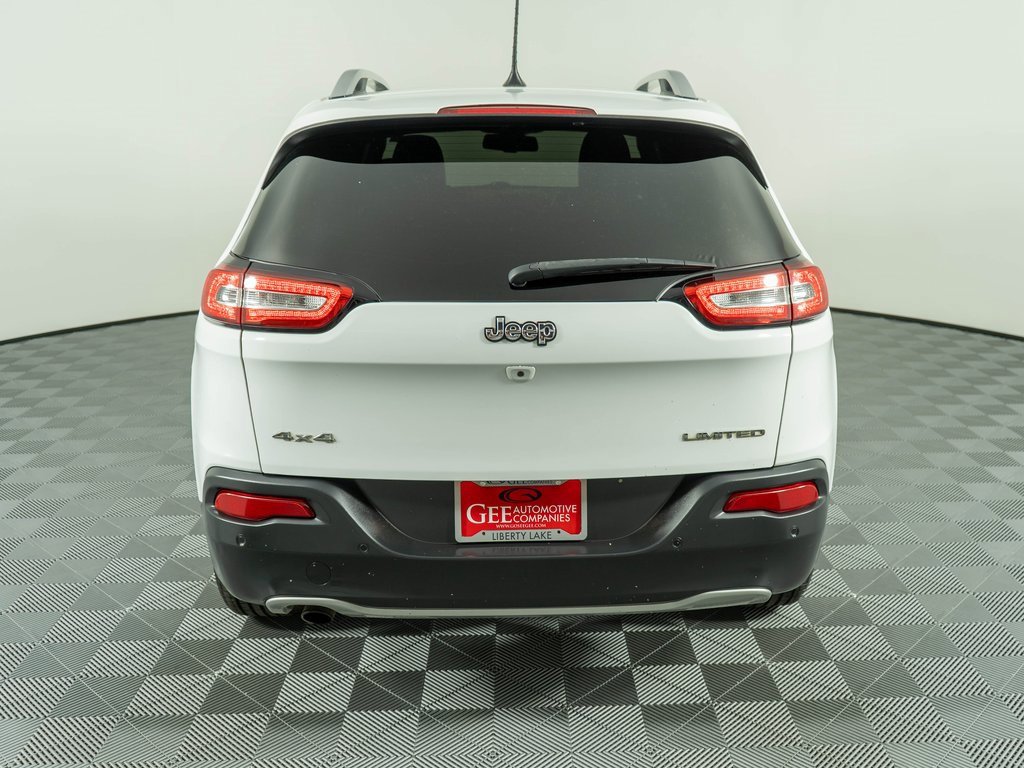 Used 2018 Jeep Cherokee Limited image 5