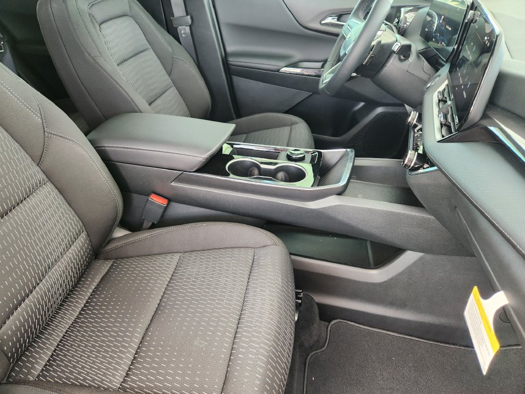 New 2027 Chevrolet Equinox LT FWD image 10