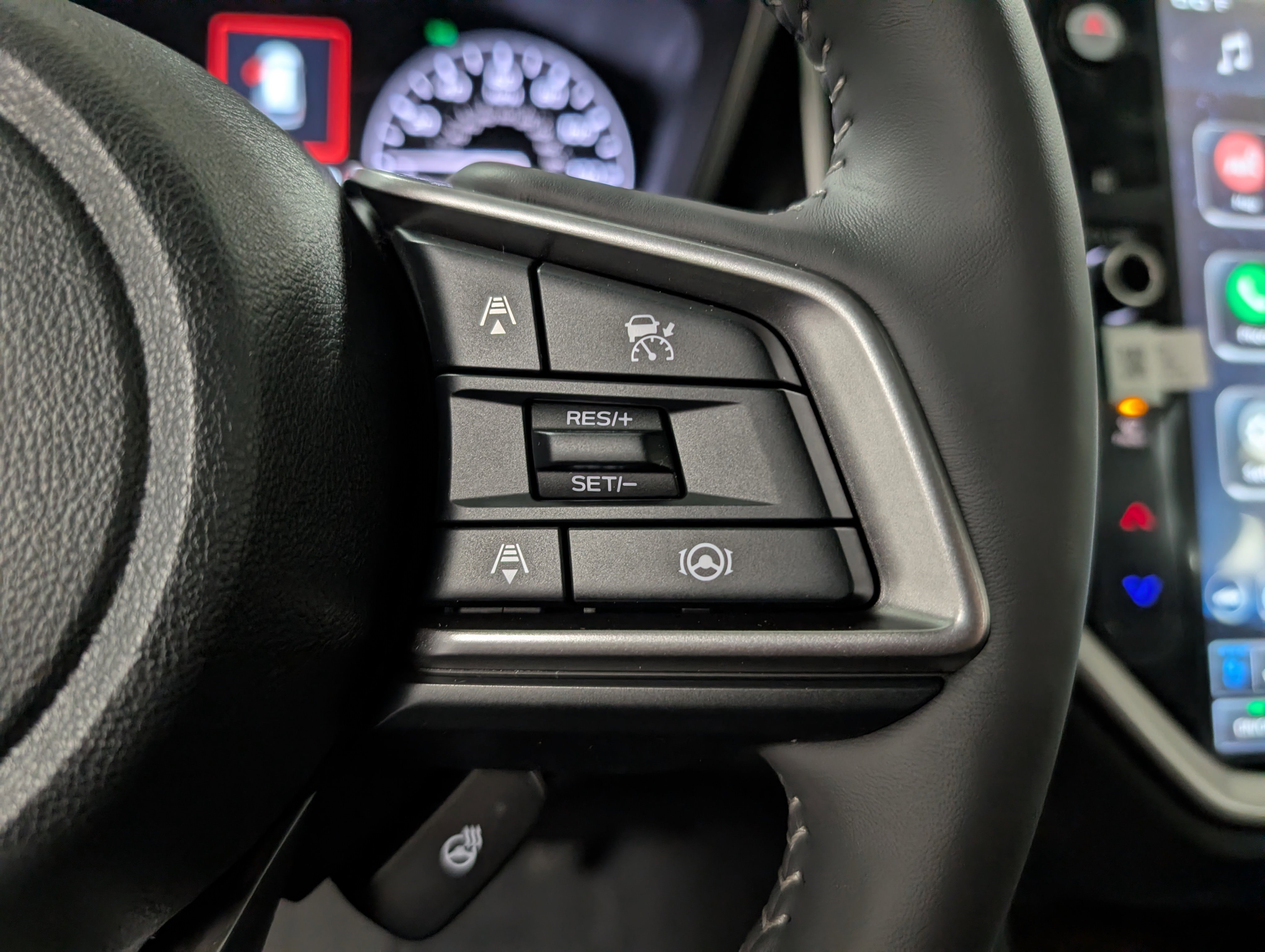 New 2025 Subaru Ascent Touring w/ Popular Package #2 image 22