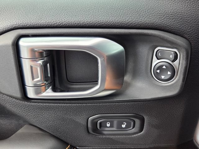 New 2026 Jeep Wrangler Sahara AWD/4WD image 17