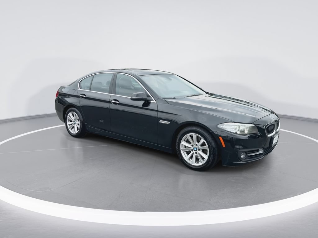 Used 2016 BMW 528i xDrive Sedan AWD/4WD image 2
