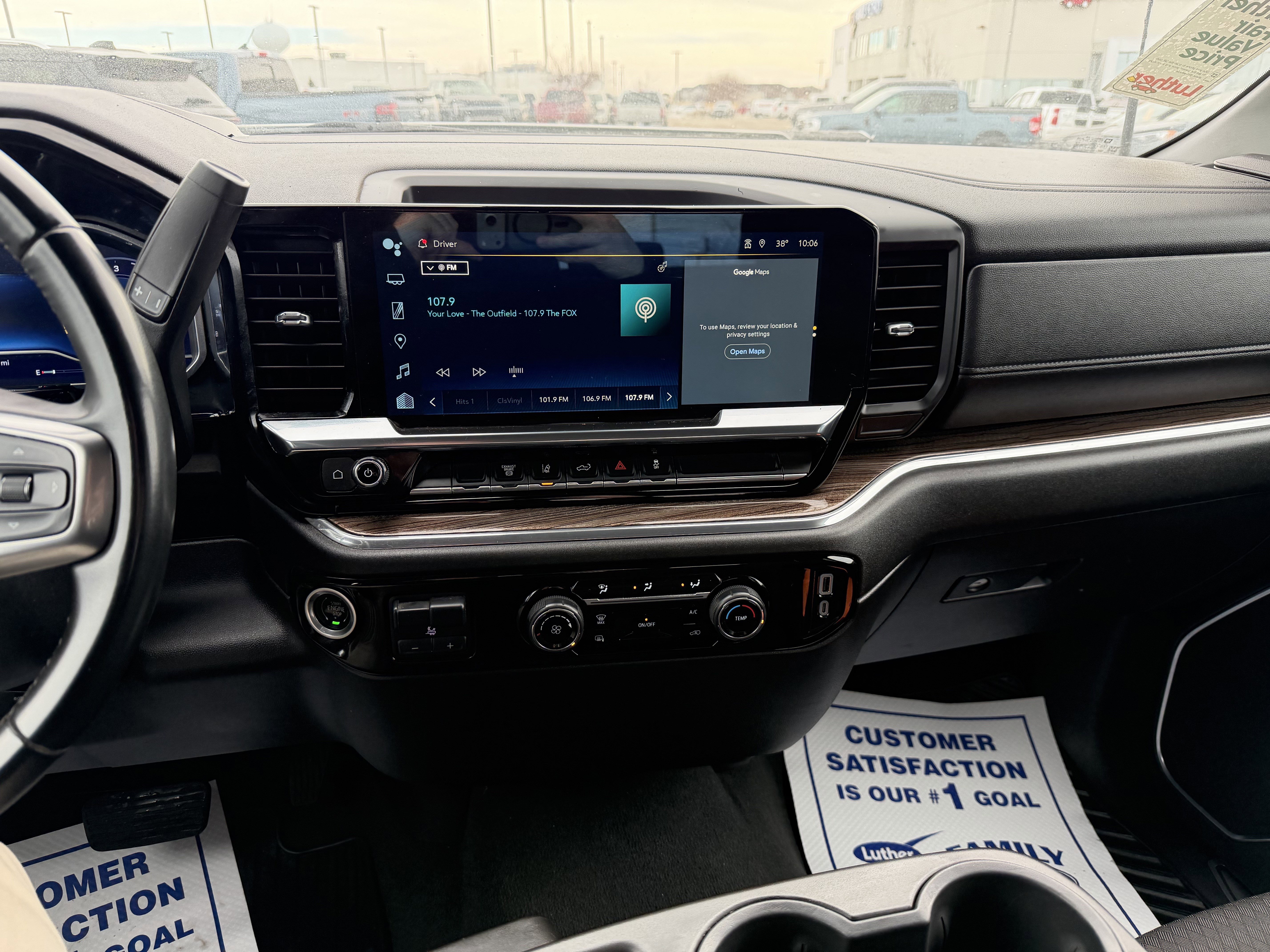 Used 2024 Chevrolet Silverado 2500 LT image 10