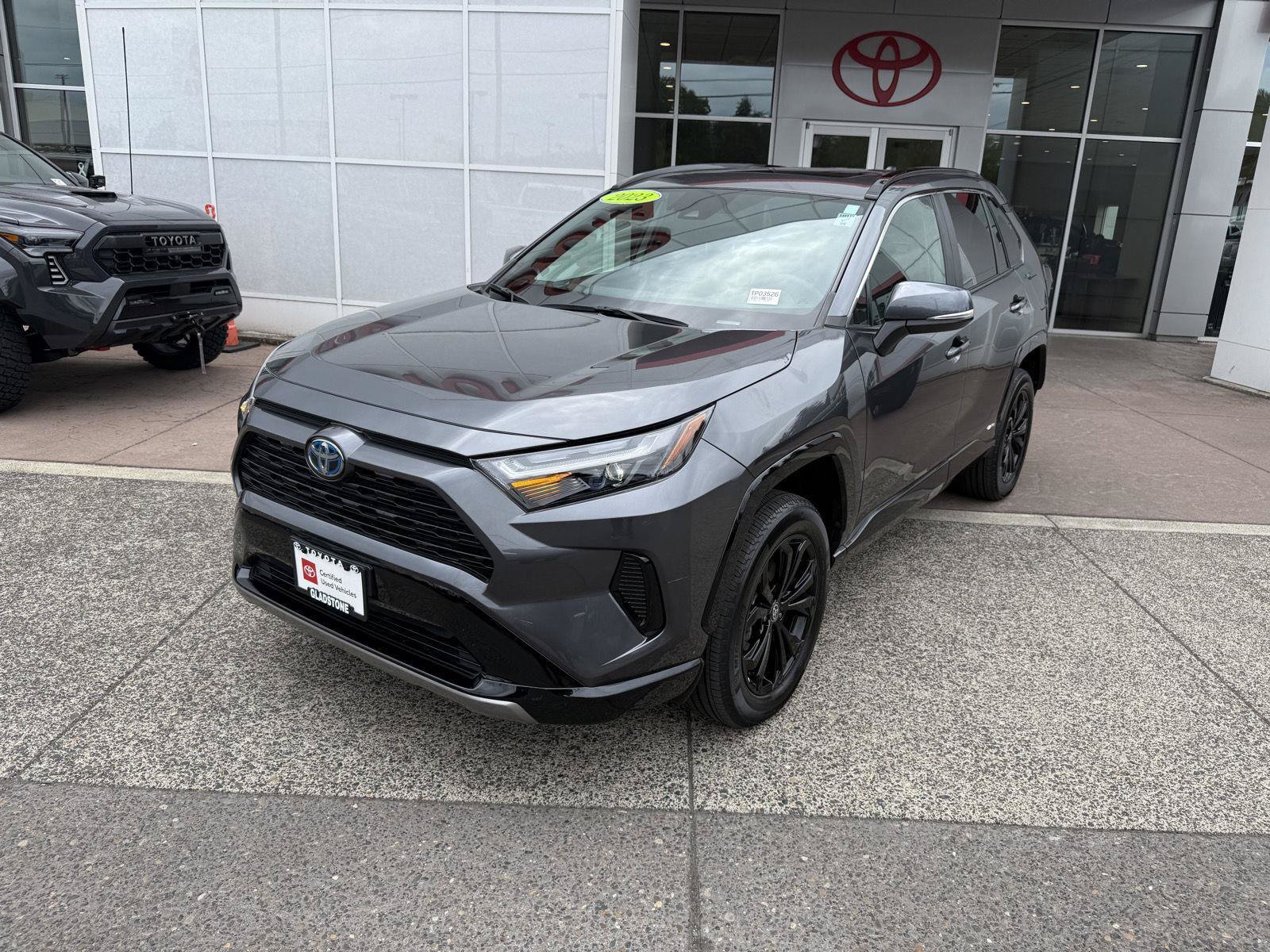 Certified 2023 Toyota RAV4 SE w/ Convenience Package AWD/4WD image 4
