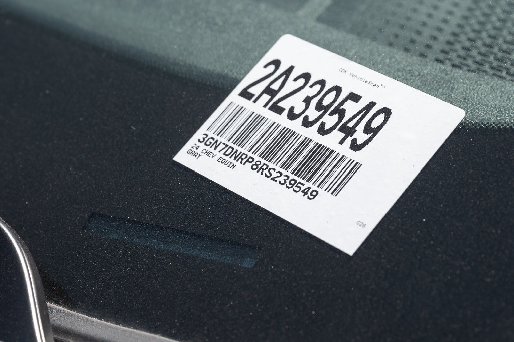 Used 2024 Chevrolet Equinox EV RS FWD image 40