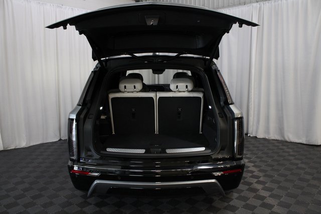 New 2026 Cadillac Vistiq Sport image 7