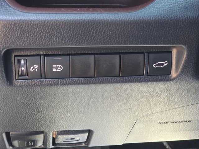 Used 2020 Toyota RAV4 Limited w/ All Weather Liner Package image 10
