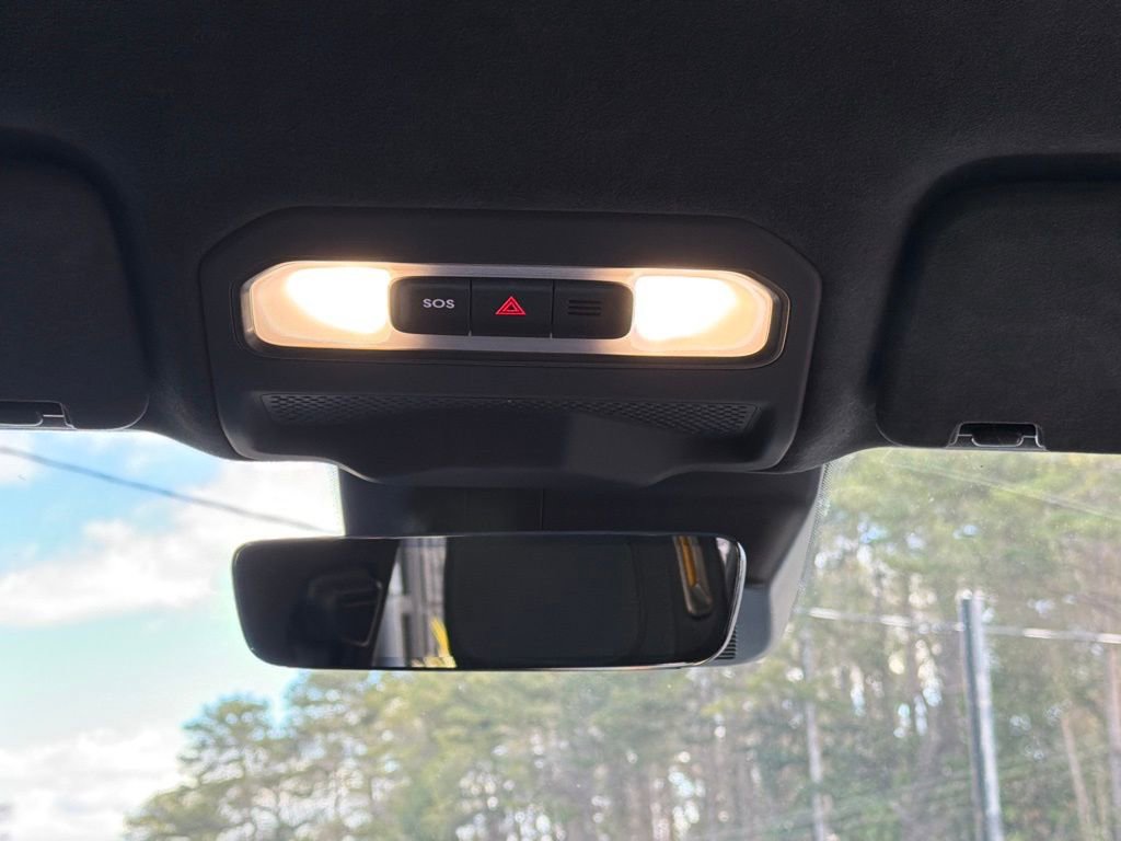 Used 2024 Rivian R1T Adventure image 50