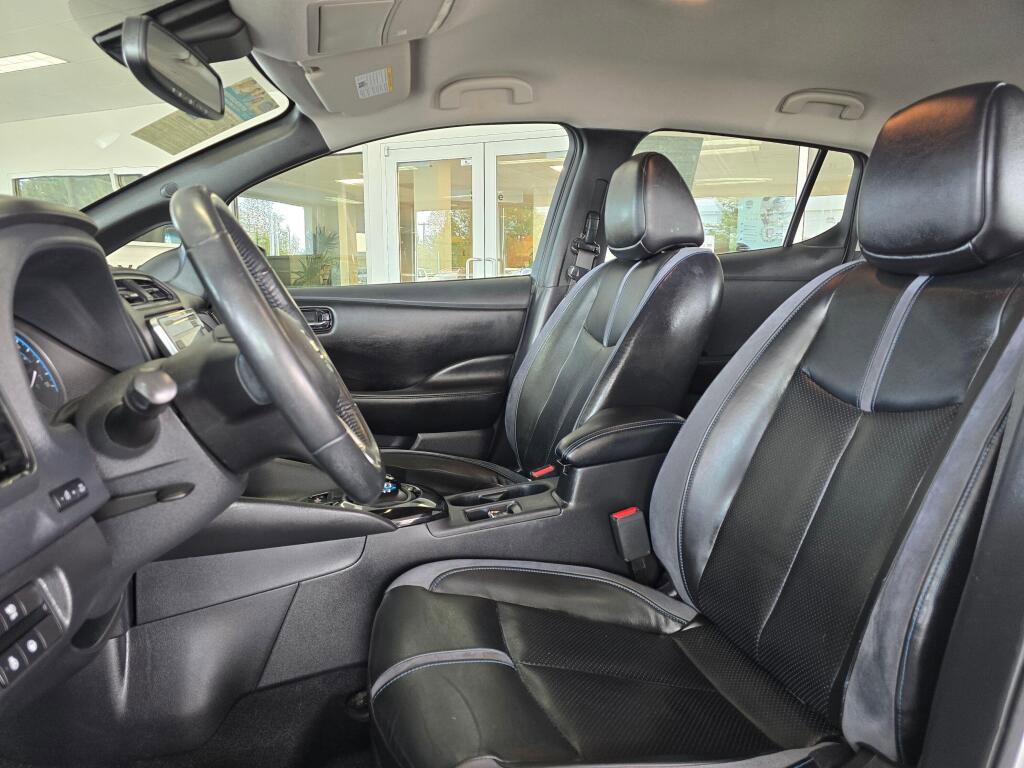 Used 2018 Nissan Leaf SL w/ SL Technology Package image 22