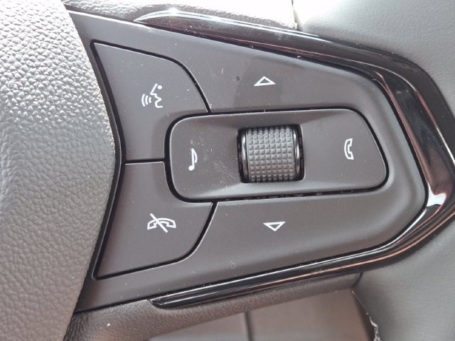 New 2027 Chevrolet Bolt LT w/ Comfort Package FWD image 12