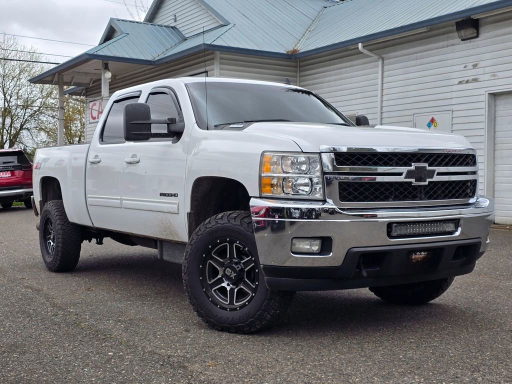 Used 2013 Chevrolet Silverado 2500 LTZ w/ LTZ Plus Package image 37