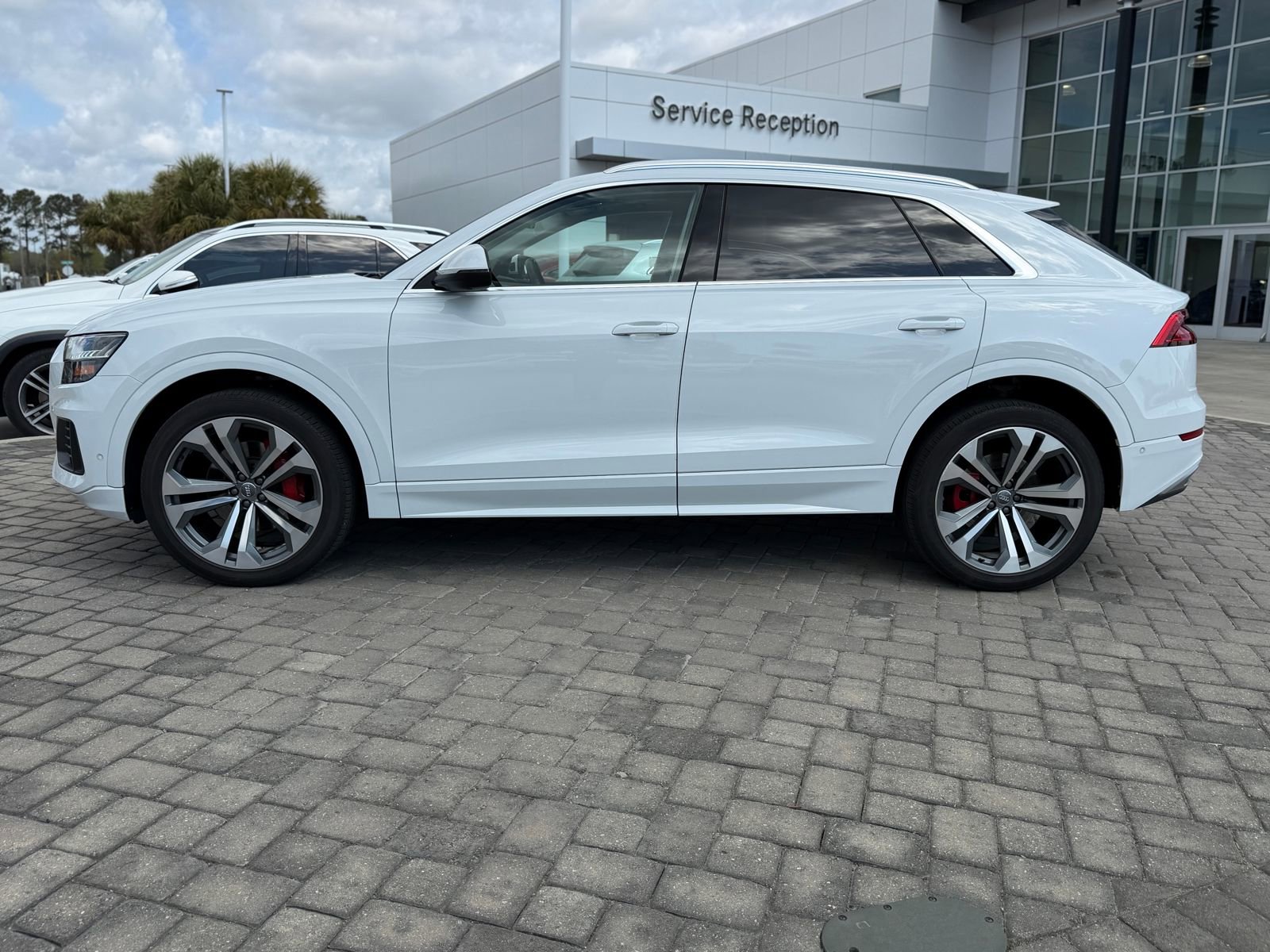 Used 2019 Audi Q8 Prestige image 12