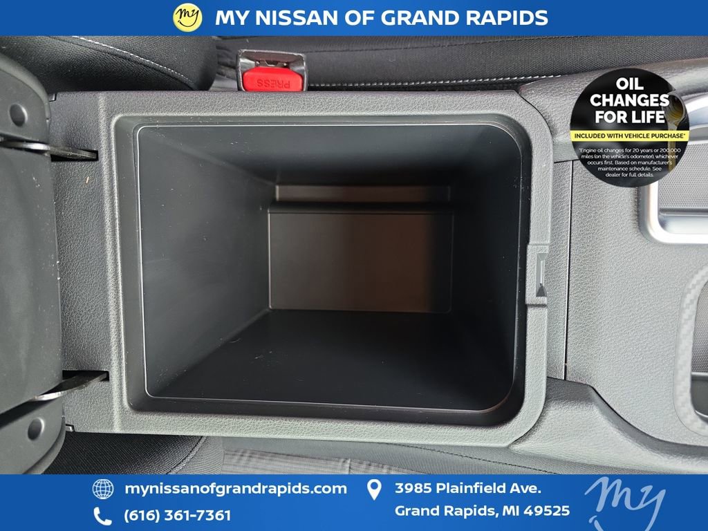 Used 2022 Nissan Sentra SV w/ Trunk Package image 38