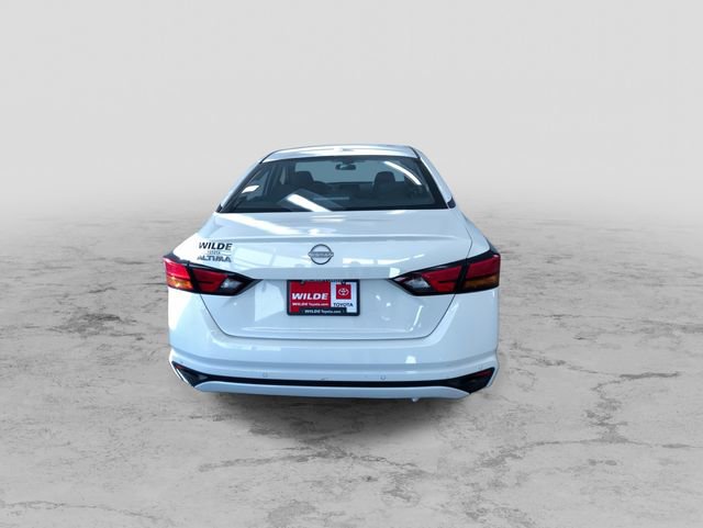 Used 2025 Nissan Altima 2.5 SV image 9