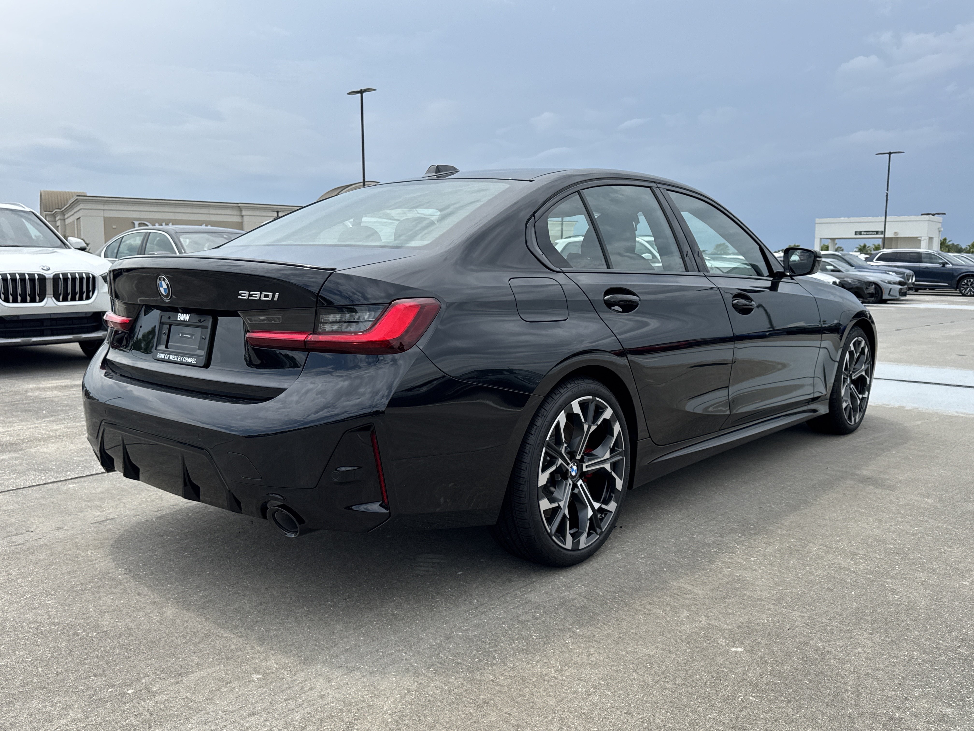 New 2026 BMW 330i Sedan w/ M Sport Package RWD image 7