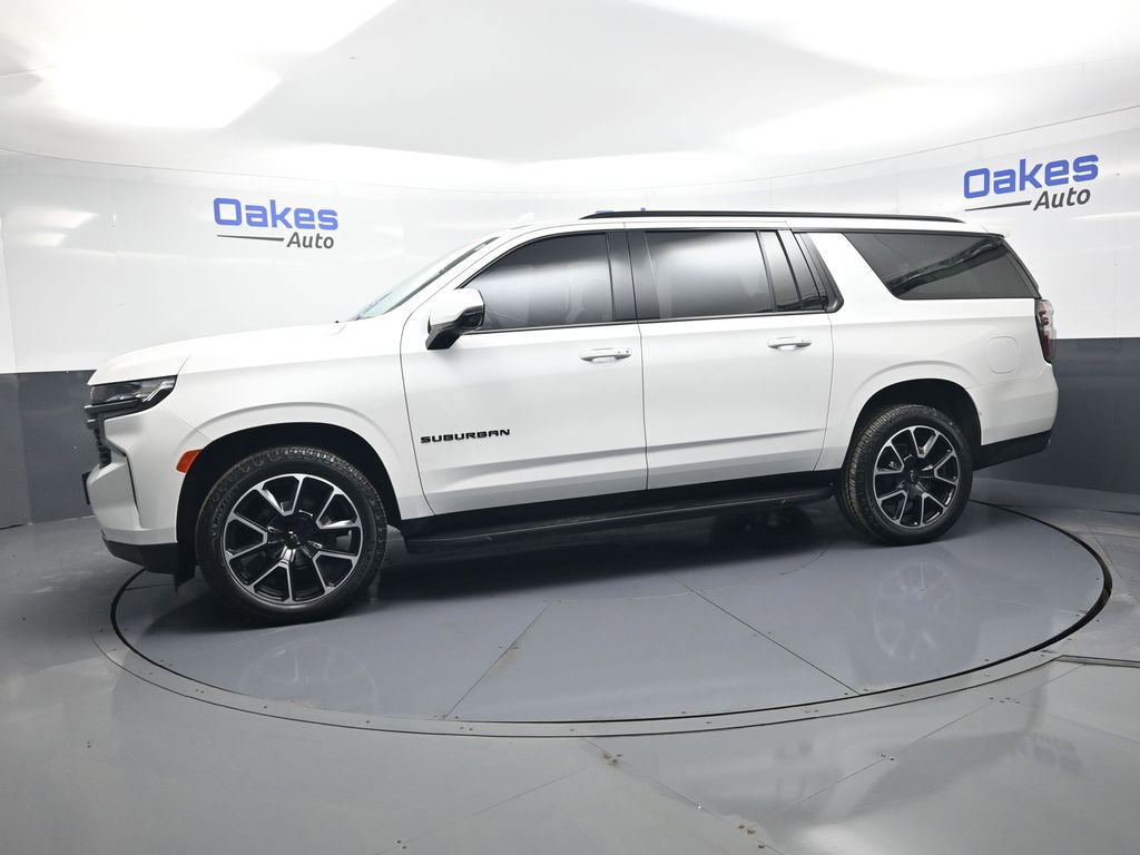 Used 2022 Chevrolet Suburban RST w/ Sport Performance Package AWD/4WD image 5