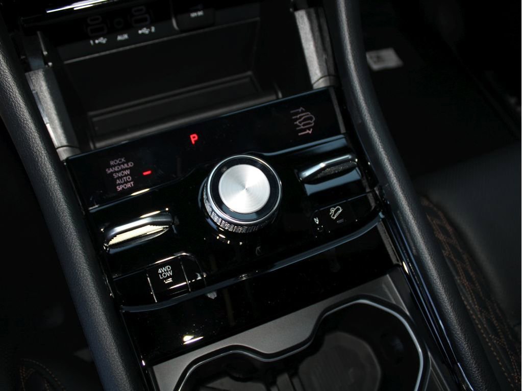New 2025 Jeep Grand Cherokee Summit image 19