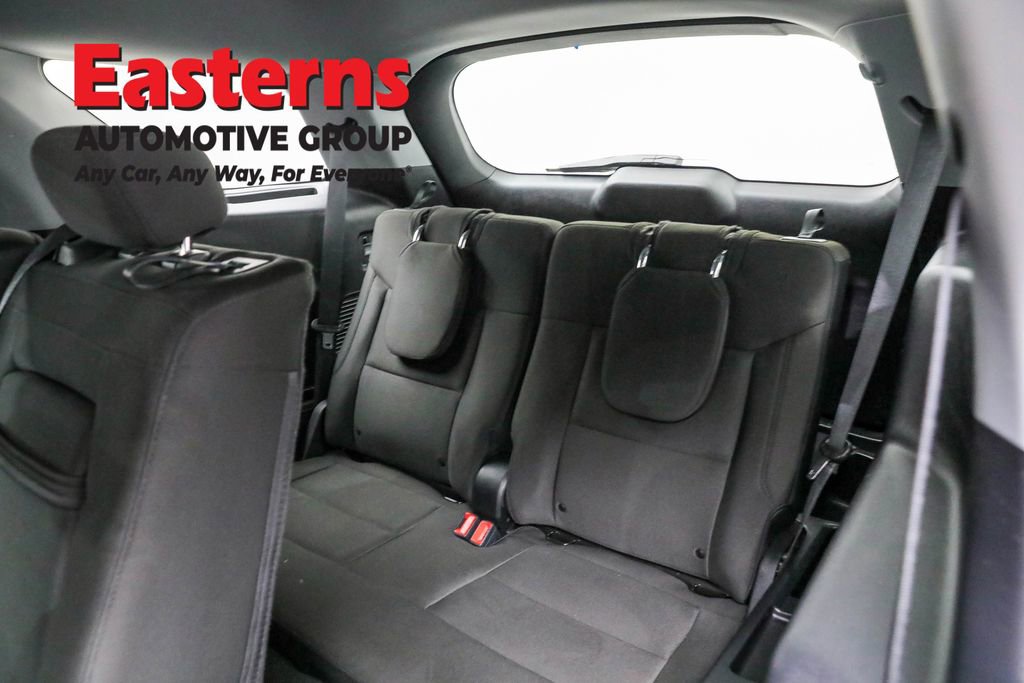 Used 2022 Ford Explorer XLT image 25