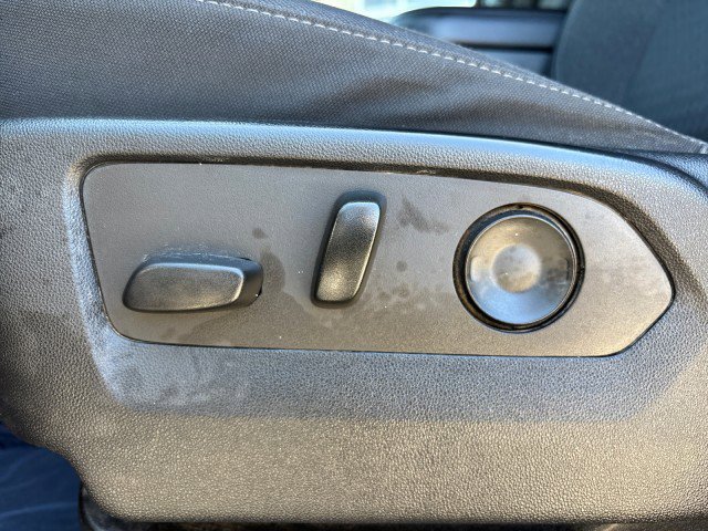 Used 2022 Chevrolet Suburban LS image 11