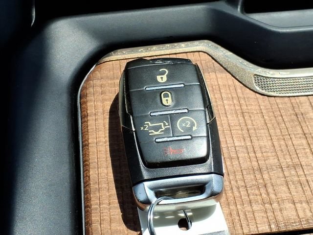 Used 2019 RAM 1500 Laramie Longhorn AWD/4WD image 42