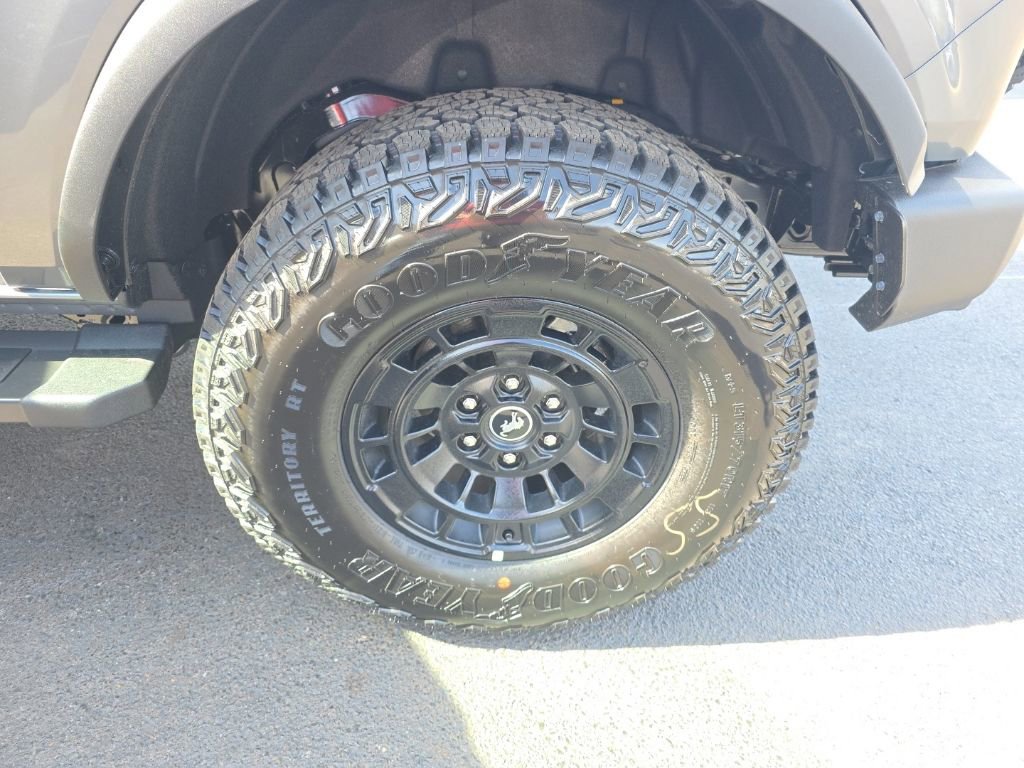 New 2026 Ford Bronco 2-Door w/ Sasquatch Package image 27