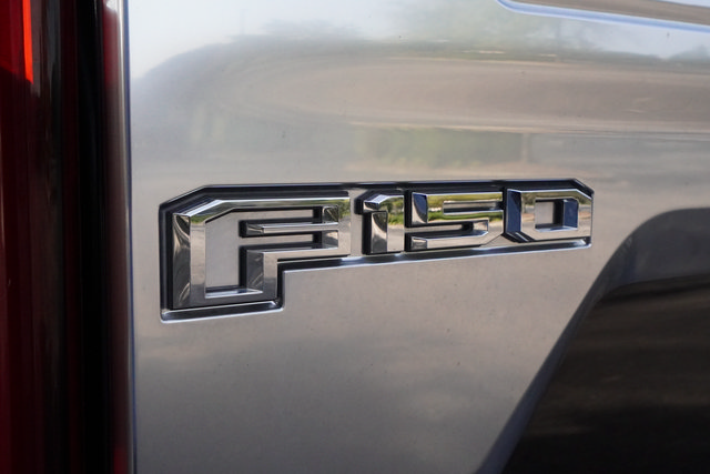 Used 2018 Ford F150 Platinum w/ Equipment Group 701A Luxury AWD/4WD image 44