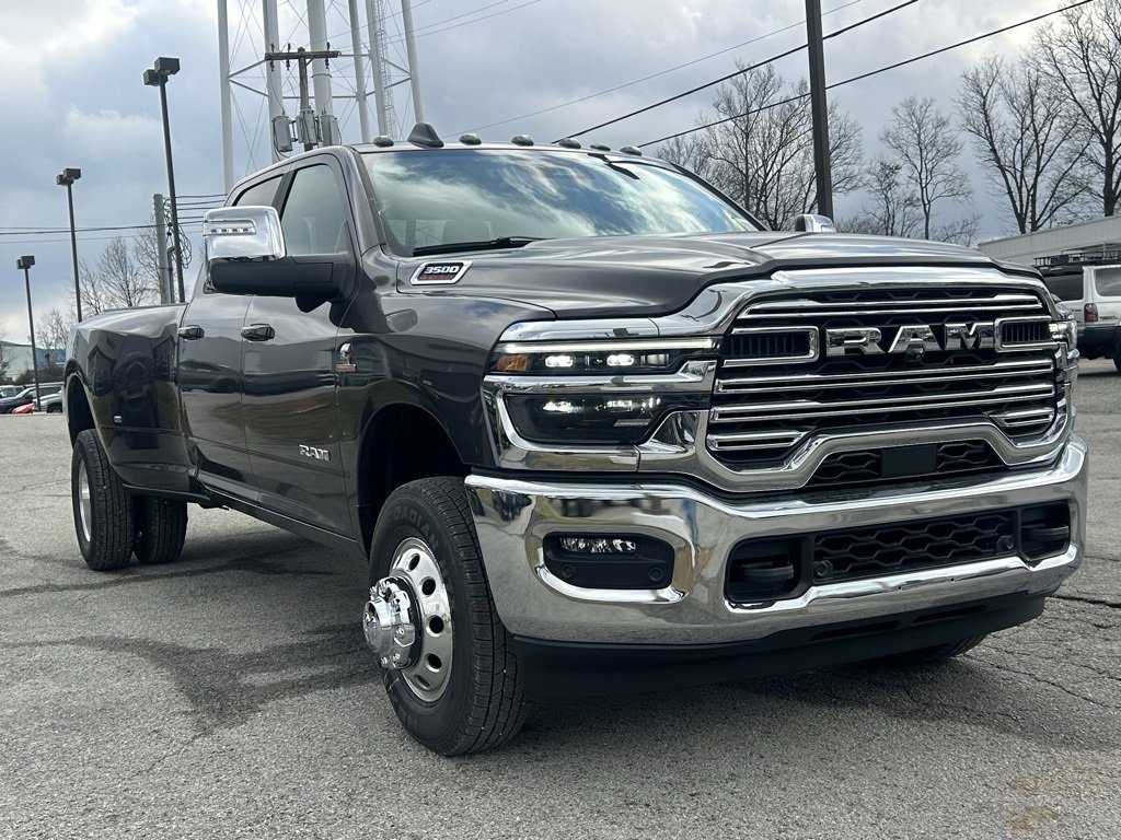 New 2026 RAM 3500 Laramie w/ Towing Technology Group image 4