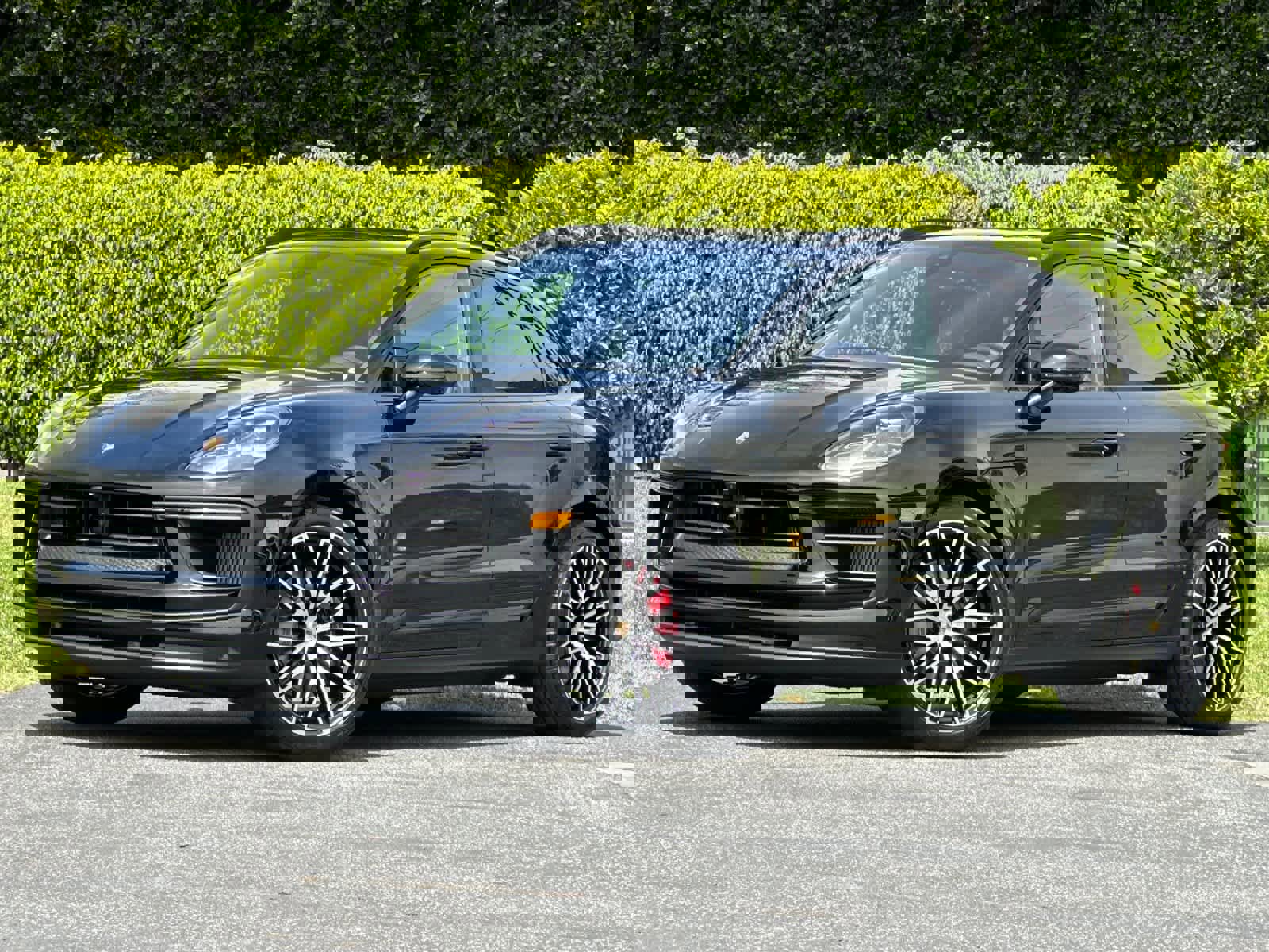 New 2026 Porsche Macan S image 1