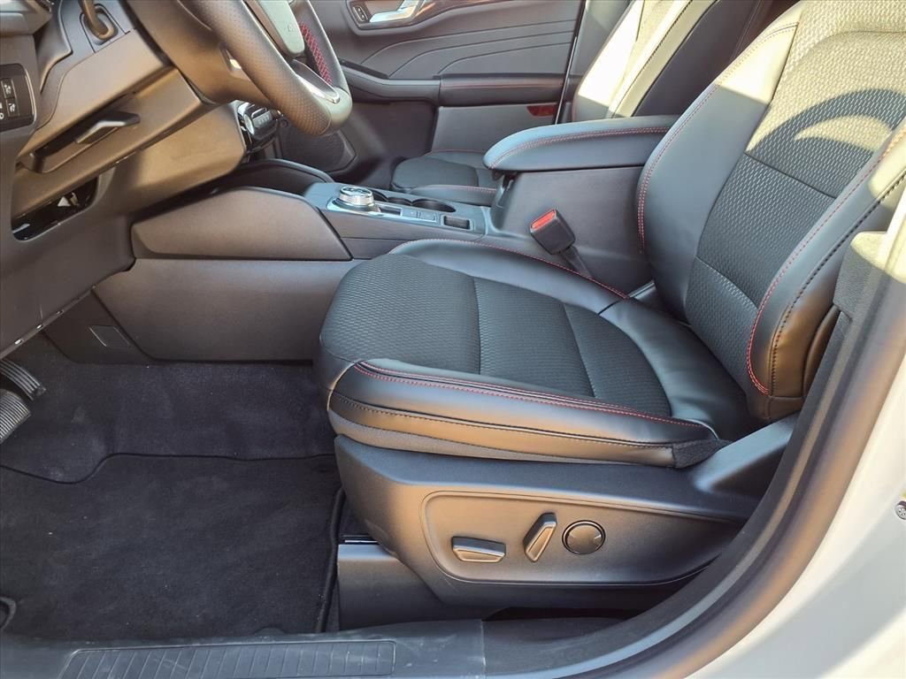 New 2026 Ford Escape ST-Line w/ Tech Pack #1 image 22