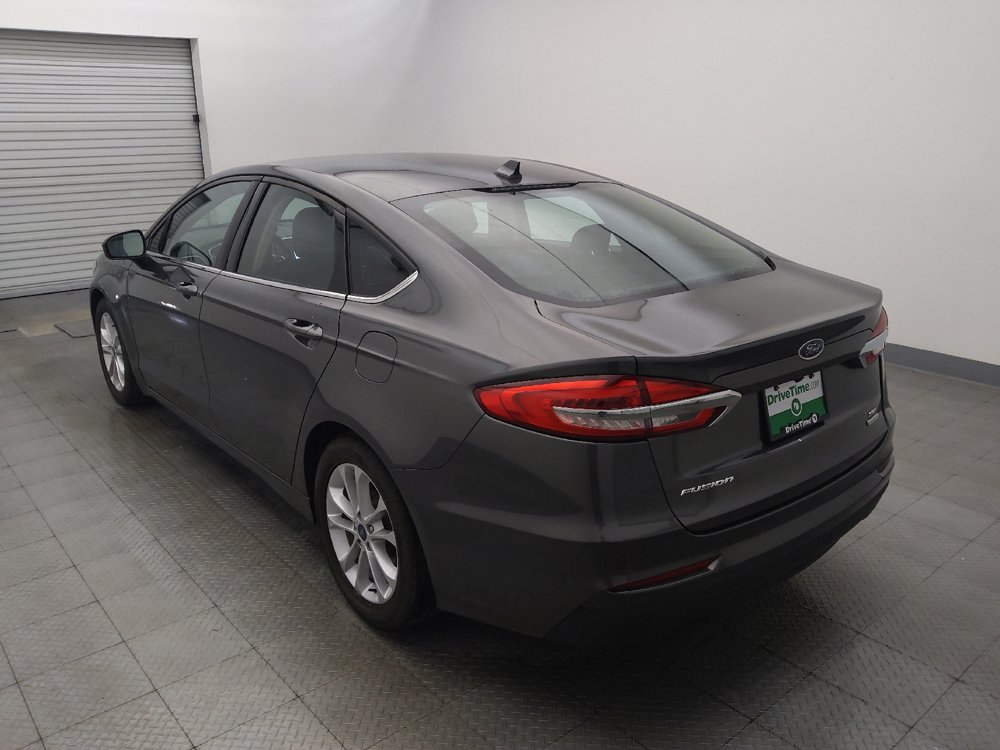 Used 2020 Ford Fusion SE FWD image 5