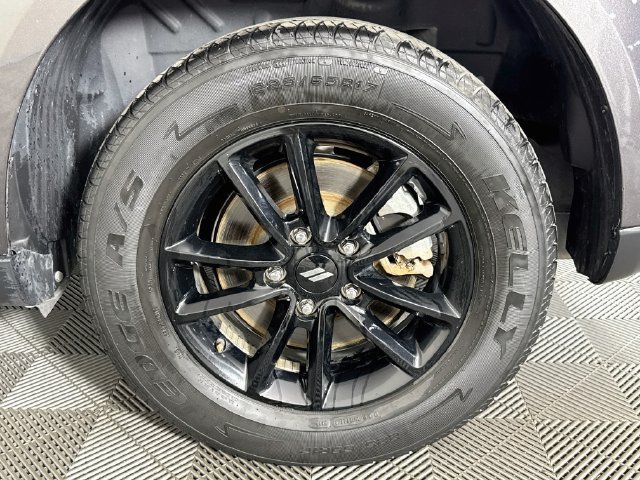 Used 2019 Dodge Journey SE w/ Blacktop Package FWD image 37