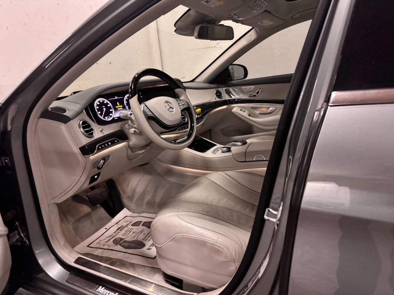 Used 2015 Mercedes-Benz S 550 4MATIC Sedan image 15