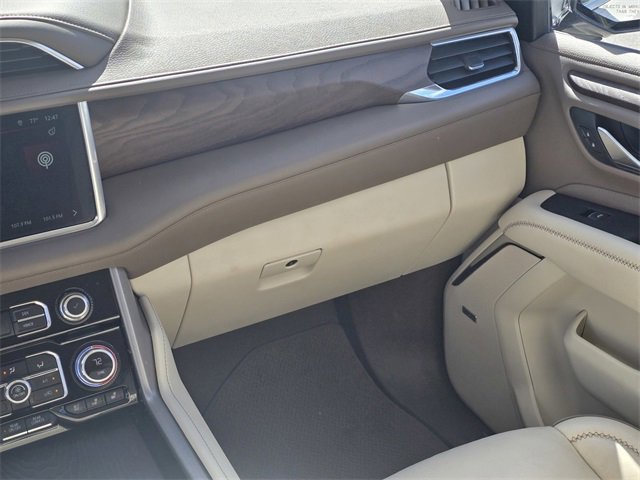 Used 2022 GMC Yukon XL Denali image 19