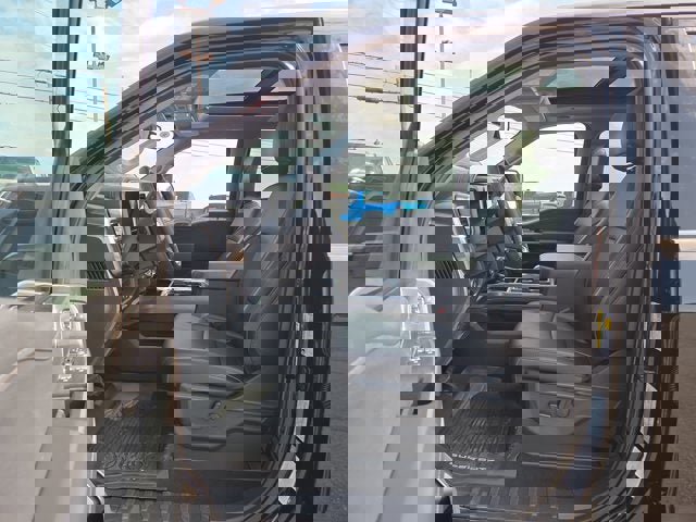 Used 2025 Ford F450 Lariat w/ Lariat Ultimate Package image 10