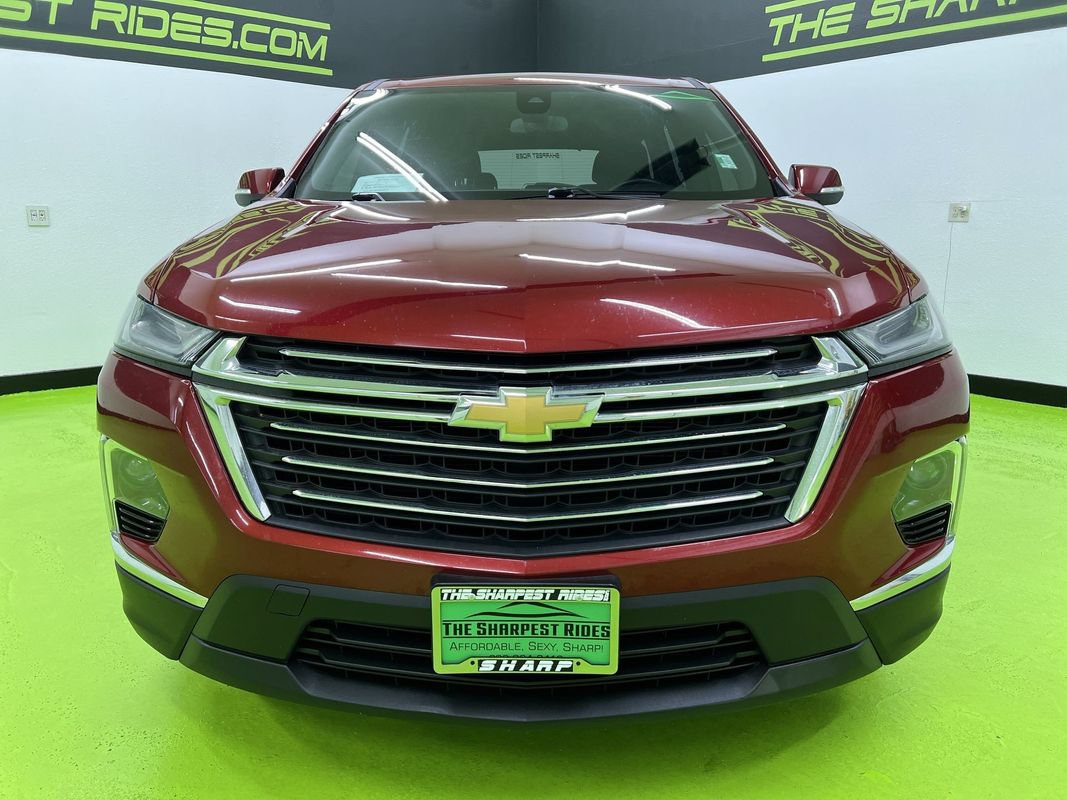 Used 2023 Chevrolet Traverse LT FWD image 3