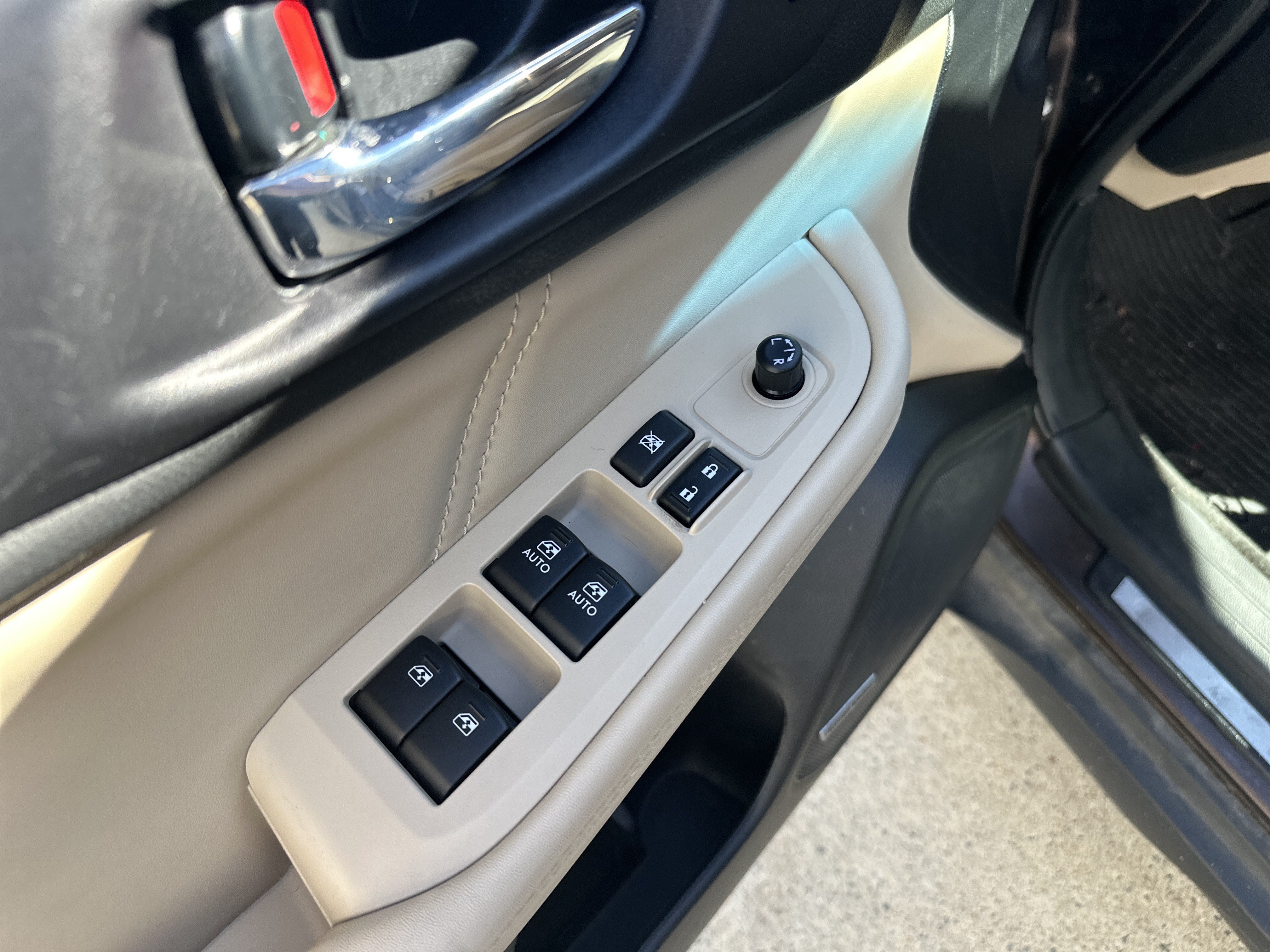 Used 2019 Subaru Outback 2.5i Limited AWD/4WD image 14