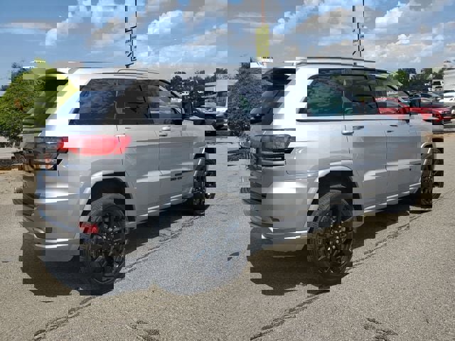 Certified 2021 Jeep Grand Cherokee Laredo X AWD/4WD image 8