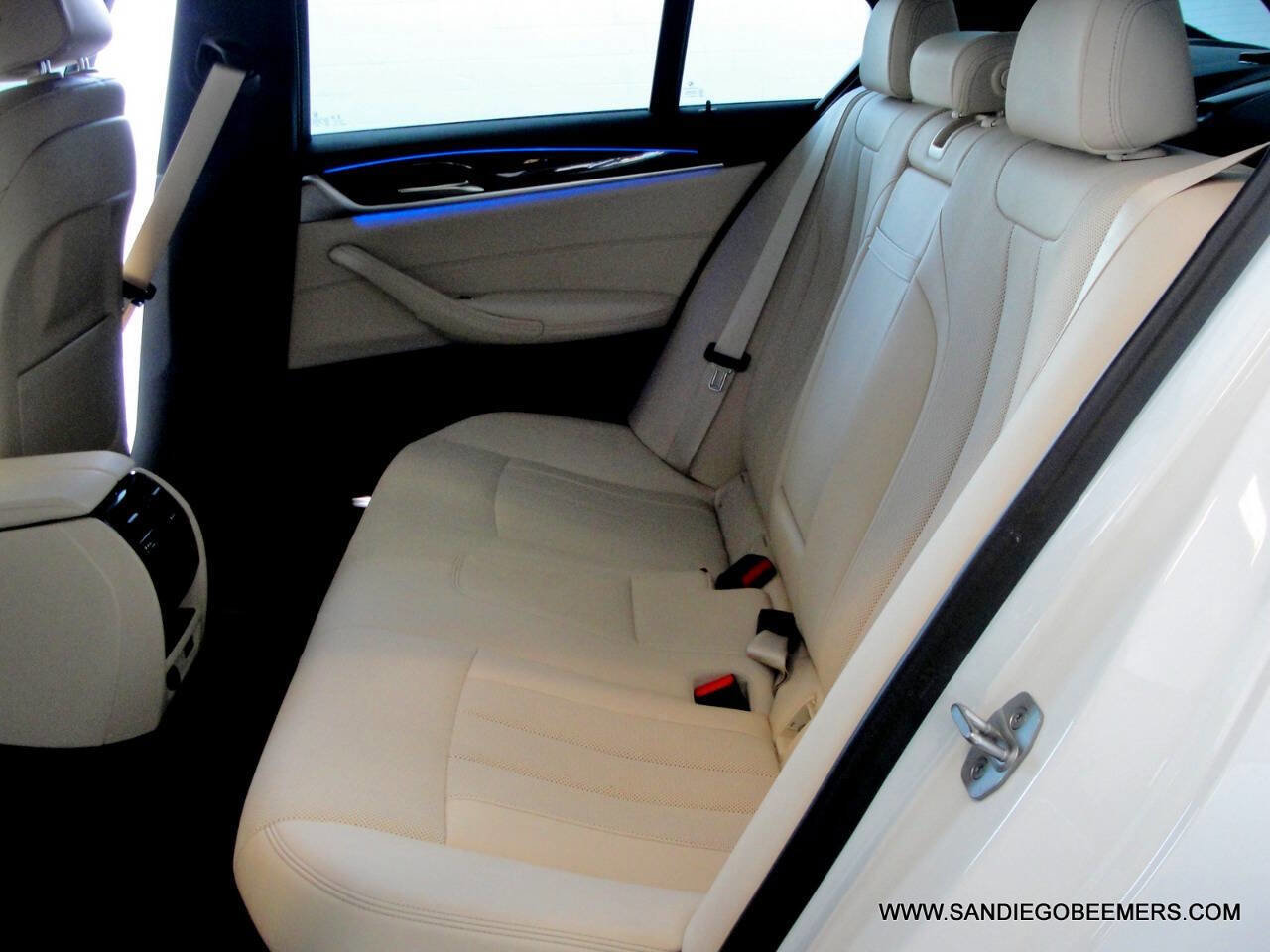 Used 2022 BMW 540i w/ M Sport Package image 86