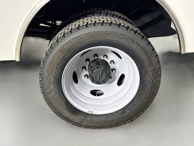 New 2025 Ford F450 XL AWD/4WD image 24