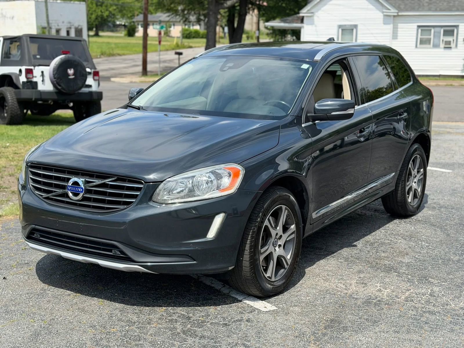 Used 2015 Volvo XC60 T6 Platinum