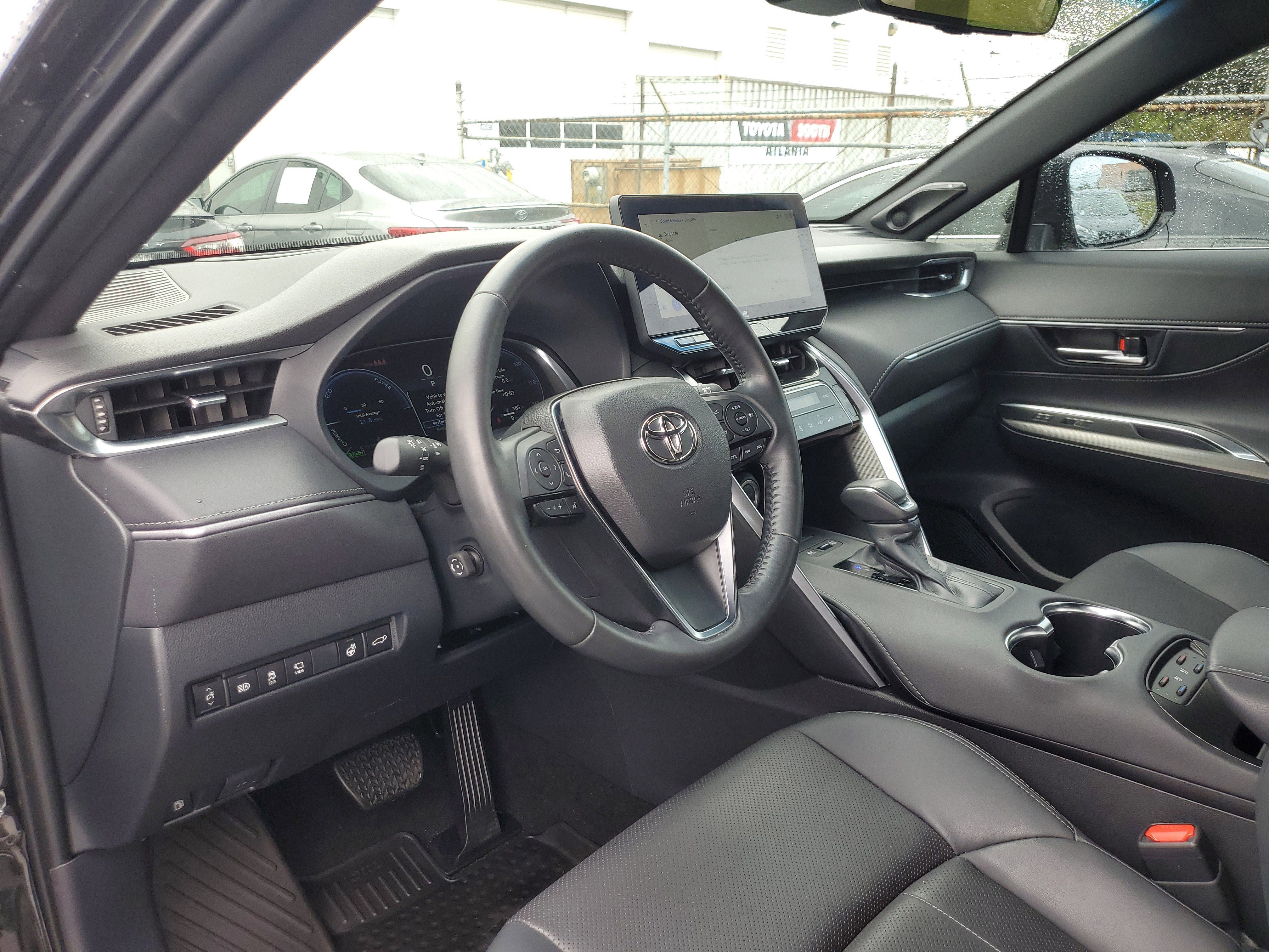 Used 2024 Toyota Venza Limited AWD/4WD image 18